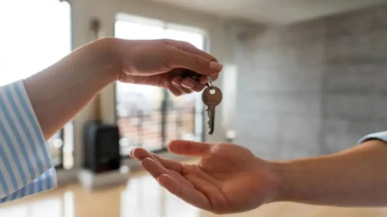 Buying-luxury-property-in-gurugram-key-insights-every-buyer-must-know